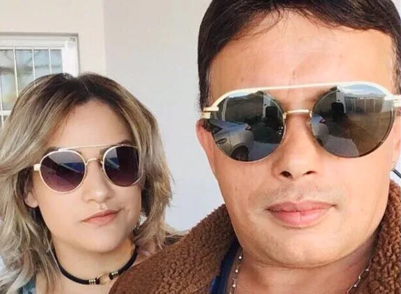 Ao ser preso e acusado de agredir a esposa, compositor de Simone e Simaria se pronuncia