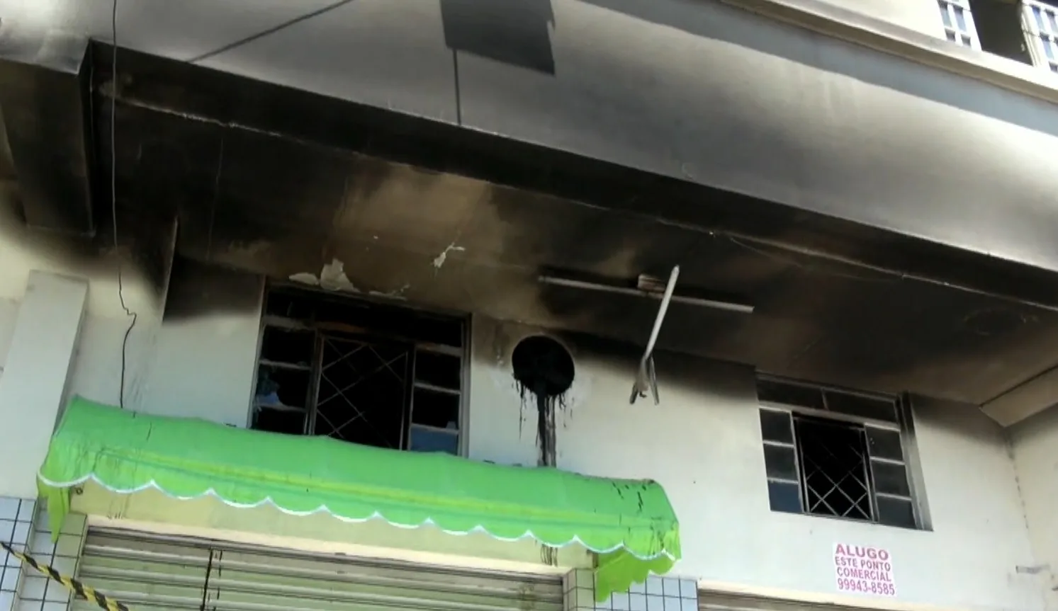 Incêndio atinge cozinha de restaurante em Vitória