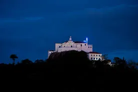 Devotos e turistas de todo o país já visitam o Convento da Penha, em Vila Velha