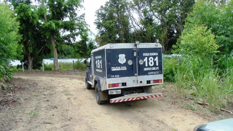 Homem morre após ser atingido por um trator em Linhares