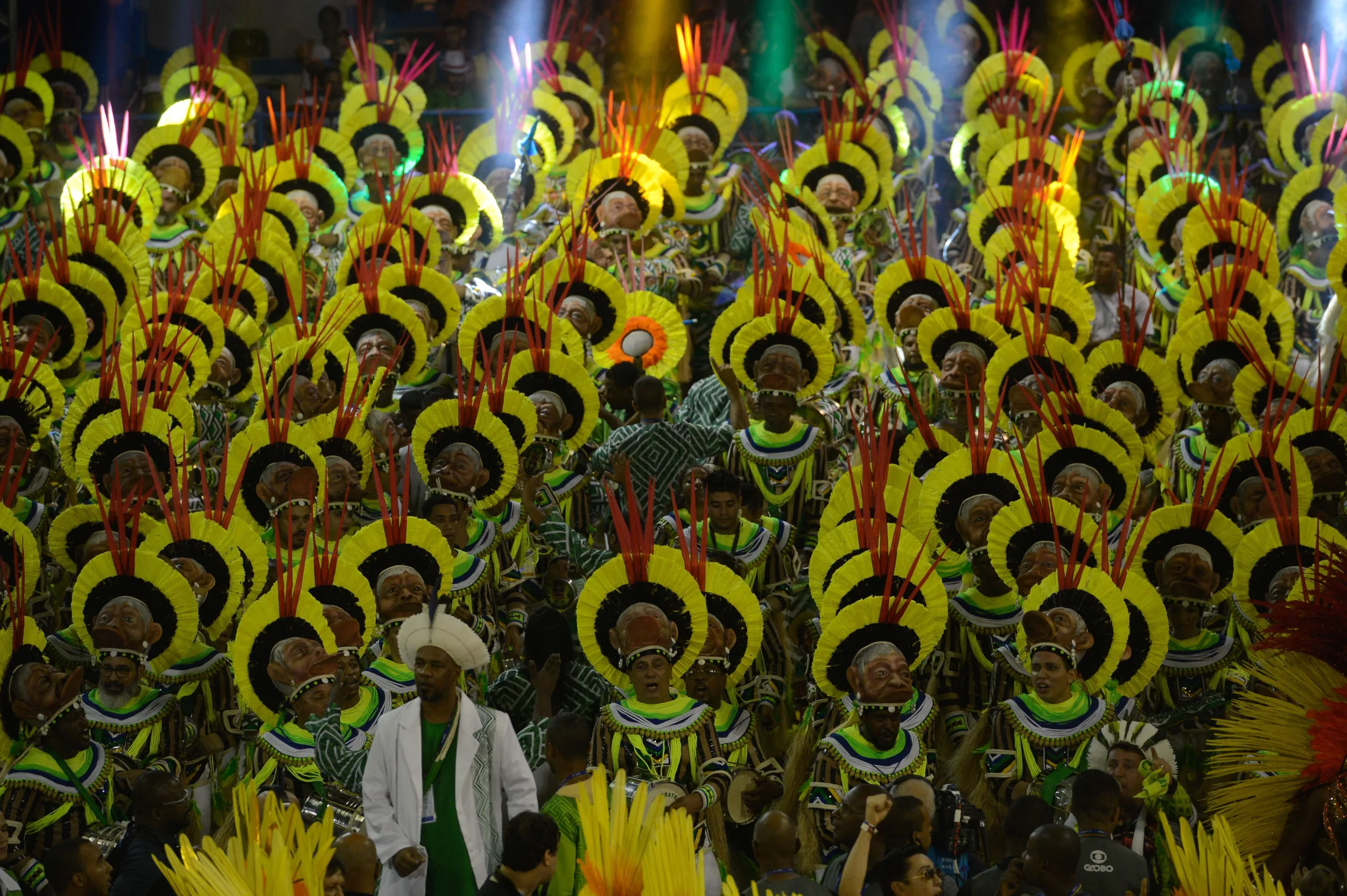 Rio de Janeiro – Desfile da escola de samba do grupo especial Imperatriz Leopoldinense, no Sambódromo (Fernando Frazão/Agência Brasil)