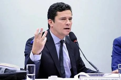 Juízes federais querem Moro na cadeira que Teori ocupava no STF