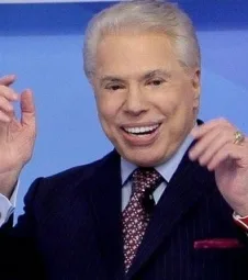 Silvio Santos se arrepende do cabelo branco e volta ao castanho