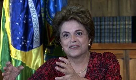 Dilma admite 'consulta popular' caso o Senado não aprove o impeachment