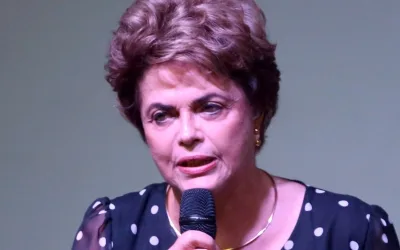 Senado notifica Dilma sobre julgamento em 25 de agosto