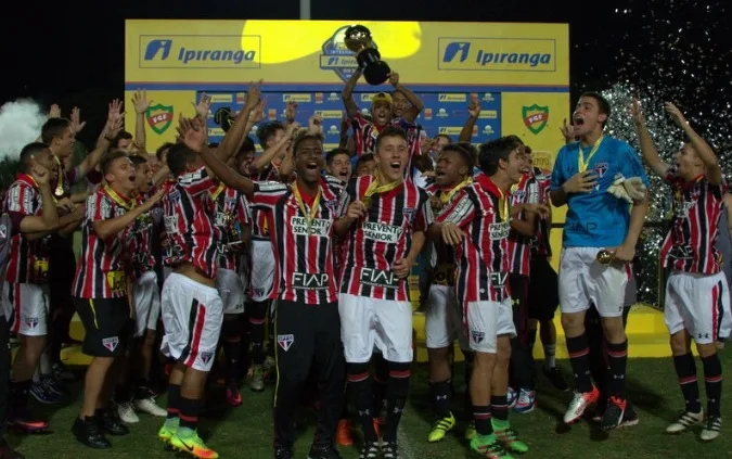 São Paulo ganha do Botafogo nos pênaltis e é campeão da Copa RS de Futebol Sub-20