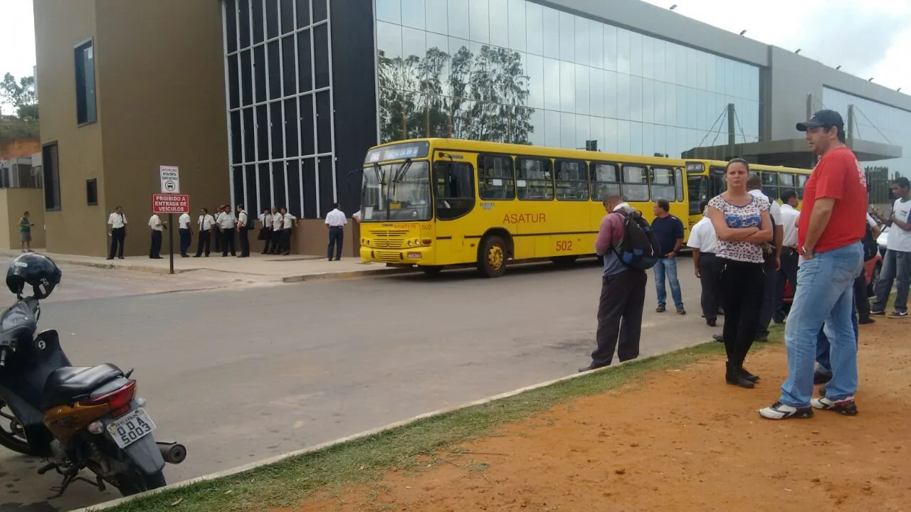 Sem acordo, Rodoviários de Guarapari mantém paralisação de ônibus nesta terça-feira