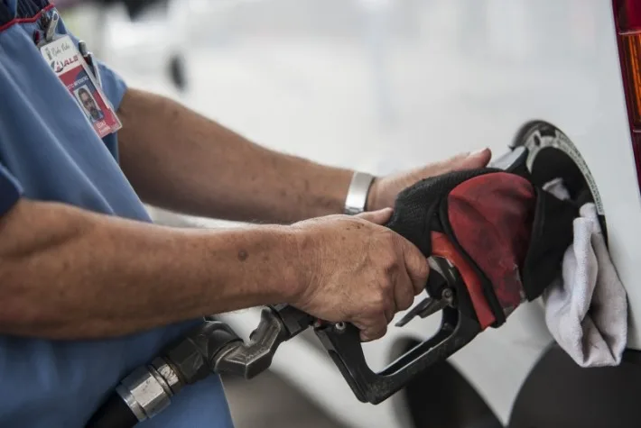 Gasolina sobe pela 4ª vez no mês. Veja a média de preço no Espírito Santo!