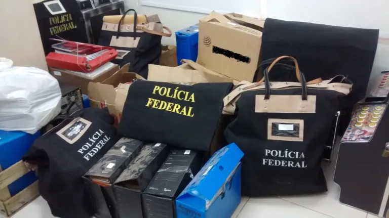 Polícia Federal realiza operação contra quadrilha que fraudava documentos do seguro defeso no ES