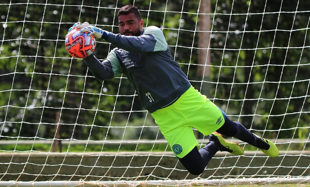 Goleiro Ivan, da Chapecoense