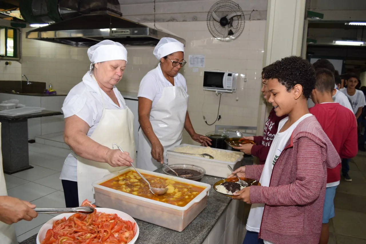 Recesso escolar terá melhorias em unidades e capacitação de servidores em Cachoeiro