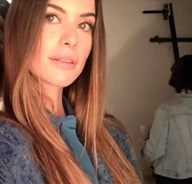 Alinne Moraes fala sobre amor, traição e revela: - Já terminei alguns namoros amando muito