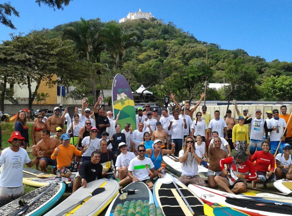 Fé e esporte: capixabas participam da "IV Remaria na Festa da Penha"