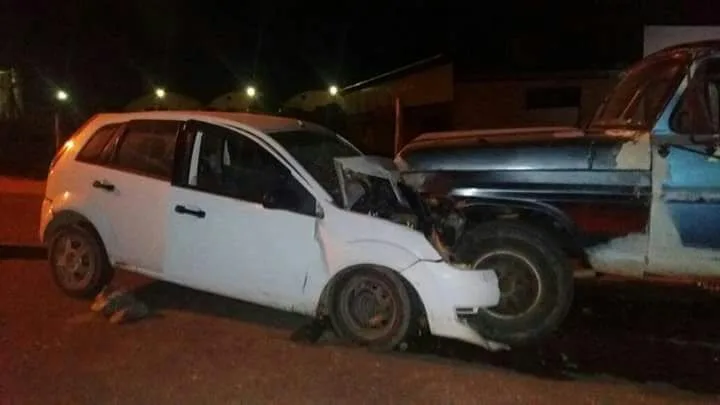 Motorista morre após acidente entre dois veículos em Cachoeiro