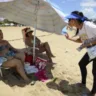 Campanha Praia Limpa alerta banhistas sobre cuidados na orla de Vitória
