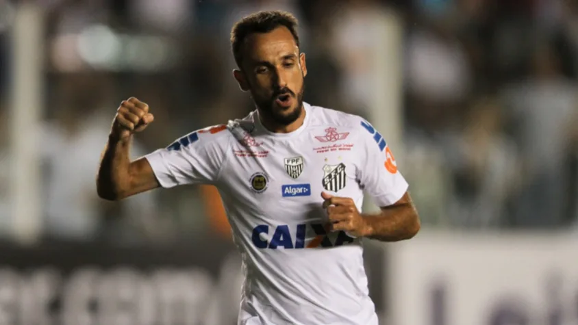 Chapecoense acerta contratação do atacante Thiago Ribeiro, ex-Santos e São Paulo