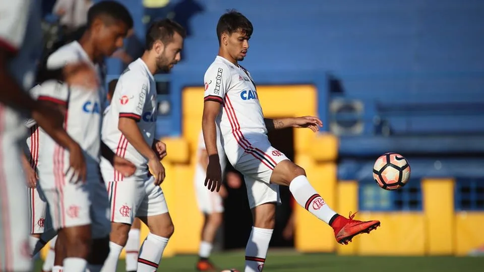 Conmebol faz teste antidoping em jogadores do Flamengo antes de treino