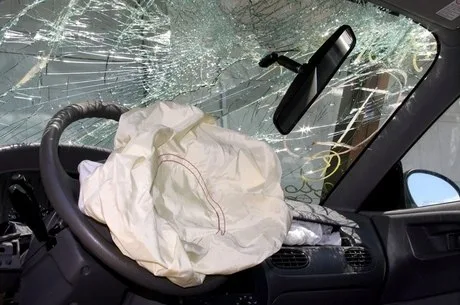 Defeito em airbag pode afetar 2,7 milhões de carros