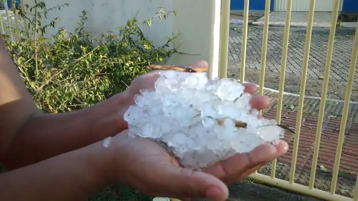 Chuva de granizo e ventos fortes deixam rastro de destruição em Aracruz. Veja fotos!