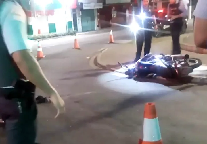 Mulher morre após acidente com moto em Vitória