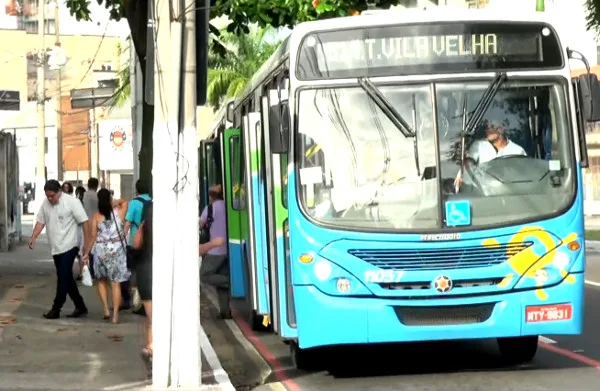 No 9º dia de greve dos rodoviários na GV, população reclama de atrasos