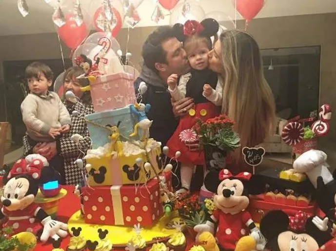 Filha de Mirella Santos e Ceará ganha festa de aniversário com tema da Disney