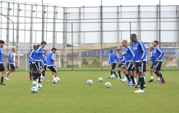 Ponte Preta não vai ter Emerson Sheik e Rodrigo contra o Flamengo no Rio