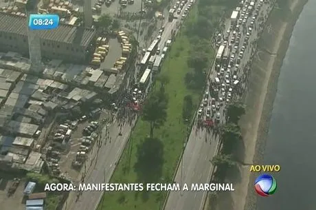 Protestos contra e a favor do impeachment são registrados no Brasil