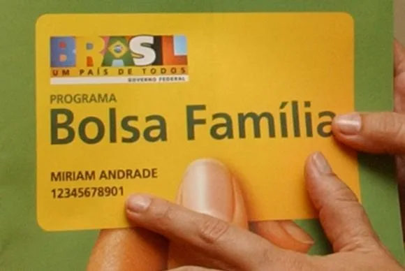 Beneficiários do Bolsa Família têm até esta sexta-feira para atualizar dados