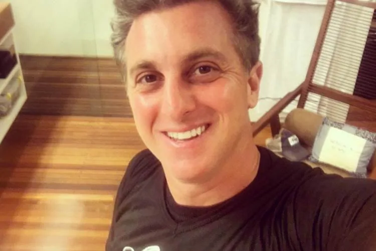 Leão Lobo diz que Luciano Huck teria chamado Angélica de 'cafona'