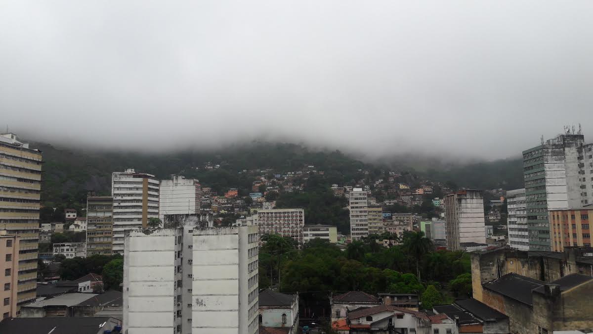 Temporais e chuva de granizo podem ocorrer nas regiões Sul e Serrana do ES nesta 3ª feira