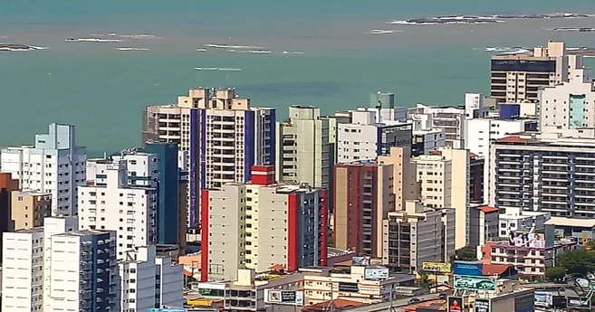 Políticos se unem para impedir a taxa de marinha em Vila Velha e em 14 cidades do Estado