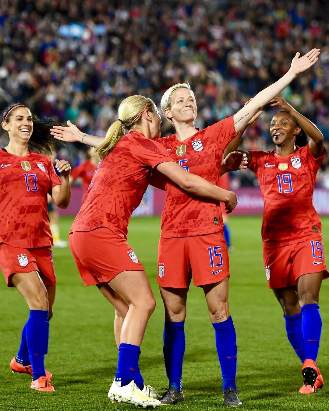 Rapinoe anuncia aposentadoria do futebol após Copa do Mundo e temporada da liga dos EUA