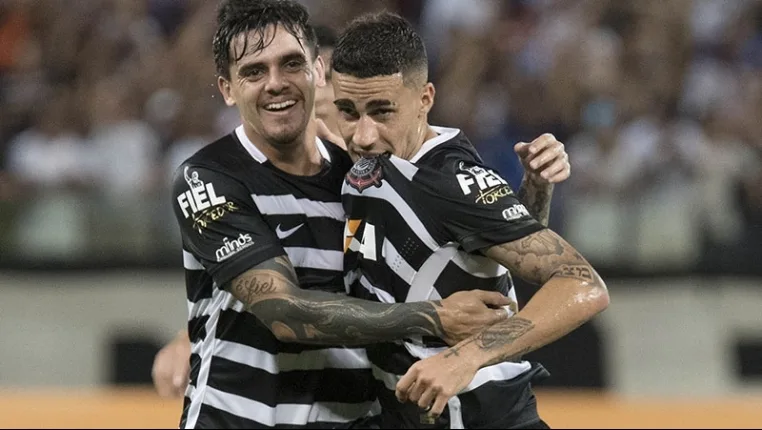 Corinthians supera cansaço, evita surpresa e derrota o Luverdense