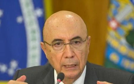 Para garantir teto de gastos, Meirelles quer o fim do abono salarial