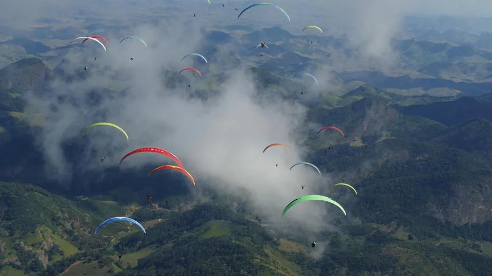 Capixaba Frank Brown sobe ao pódio do Campeonato Mundial de Parapente em Castelo