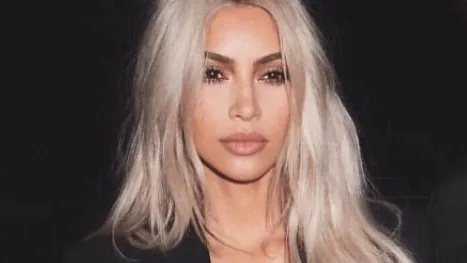 Kim Kardashian fala sobre pressão da família após volta de Khloé Kardashian a Los Angeles