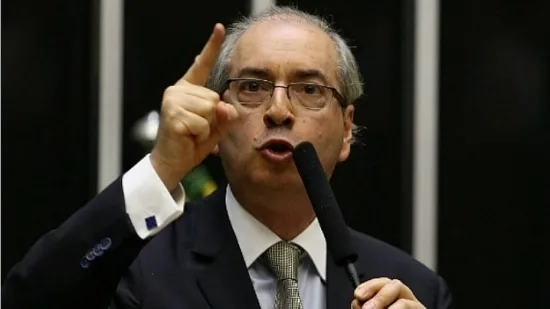 Cunha volta a acenar com ruptura de aliança do PMDB com PT