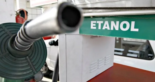 Novo corte no preço da gasolina deve ter reflexo limitado sobre etanol