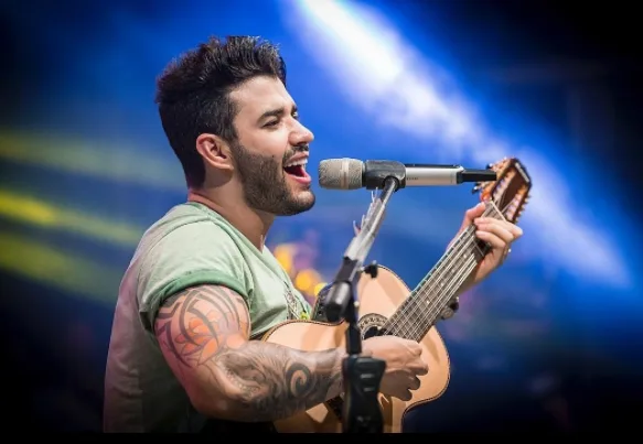 Show de Gusttavo Lima em Mato Grosso é interrompido após tiroteio