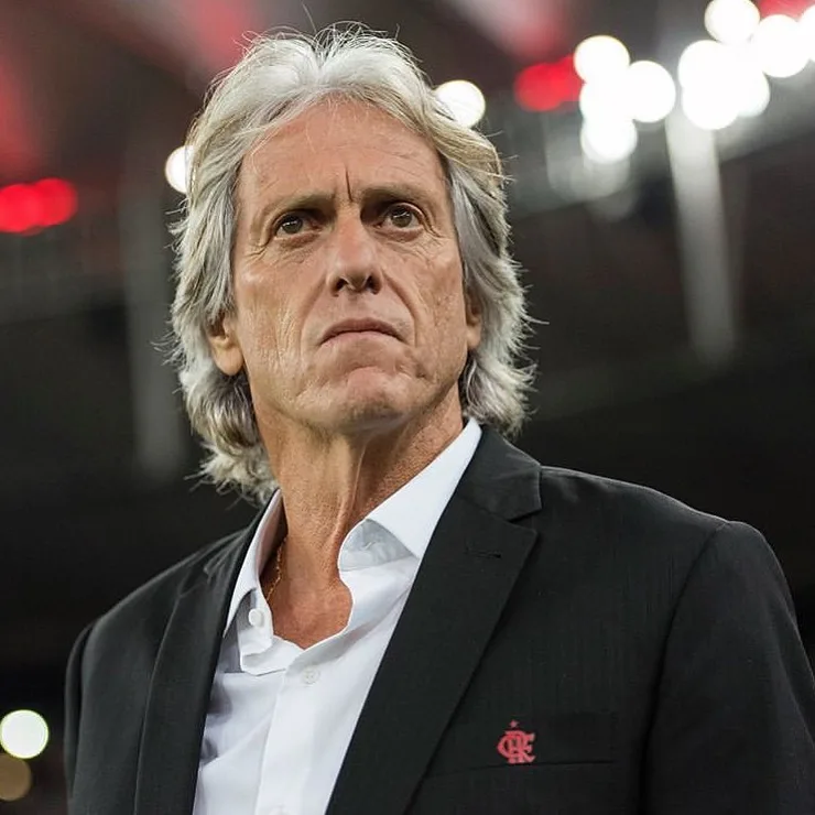 Jorge Jesus enaltece Flamengo após empate e vê gol mal anulado pelo VAR