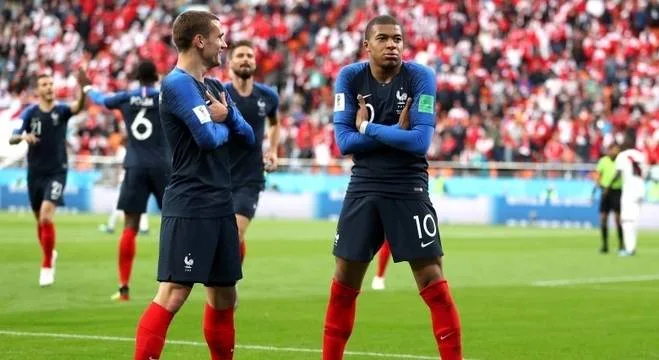 Elenco da seleção francesa vale quase três vezes mais que da croata