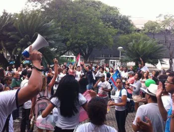 Greve de professores: Multa de R$ 80 mil para sindicato por cada dia parado em Vitória