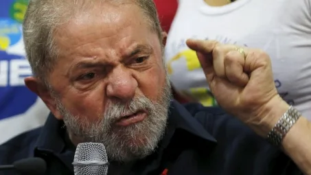 Delcídio diz que Lula 'abraçou PMDB' para evitar risco de impeachment no mensalão