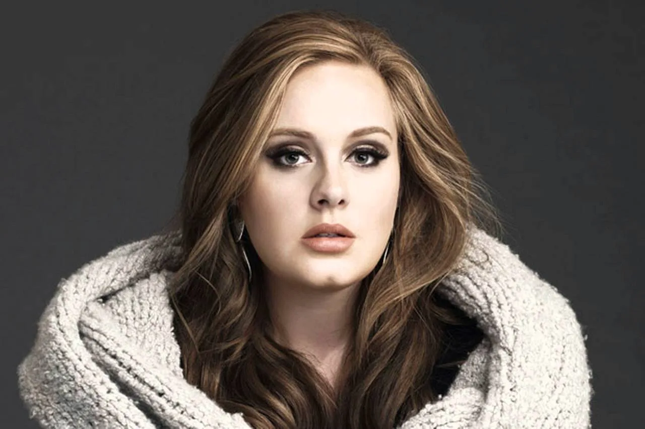 Adele revela que resolveu dar uma pausa em sua carreira para ser mãe novamente