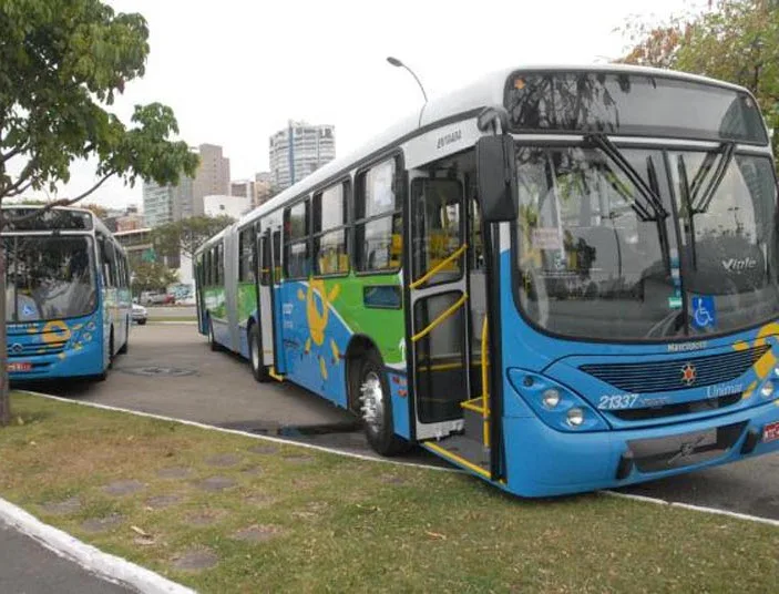 Ônibus do sistema Transcol voltam a circular de forma gradativa, diz Ceturb