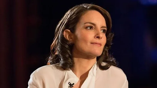 Tina Fey se emociona durante entrevista com David Letterman