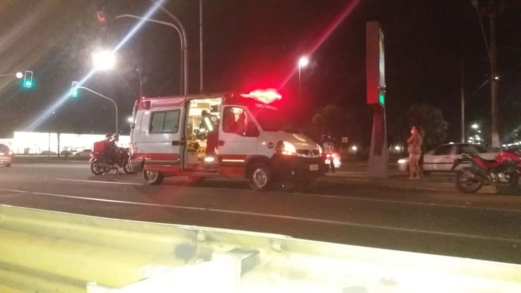 Motoboy morre após ser atingido por carro em alta velocidade em Vitória