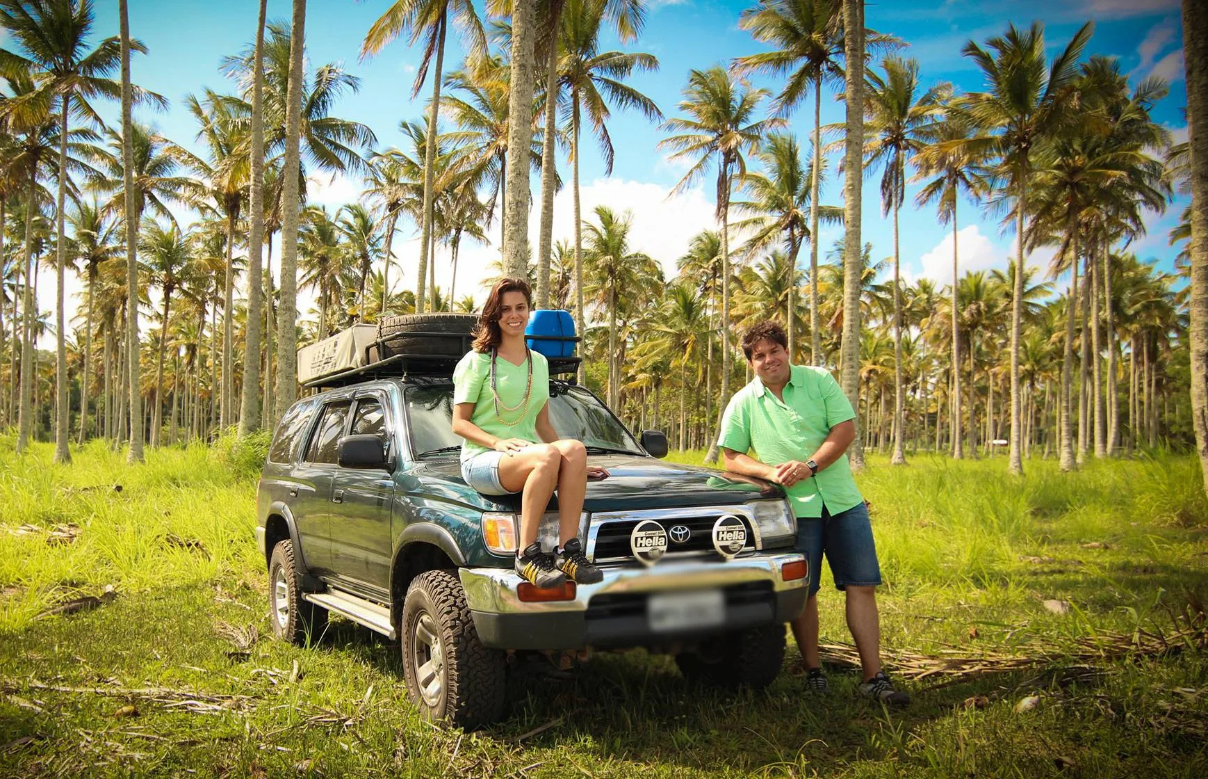 Casal capixaba larga tudo para viajar o mundo de carro por dois anos