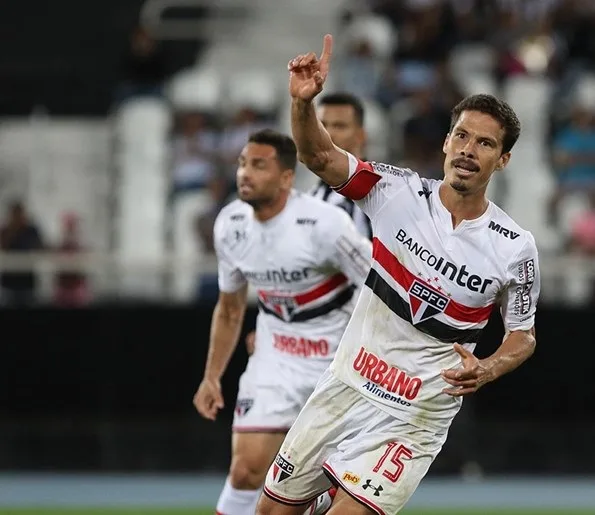 Hernanes diz que São Paulo precisa conter ansiedade para reverter situação